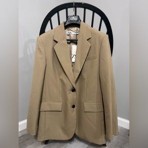 NWT!!! Zara Men’s khaki blazer size M
